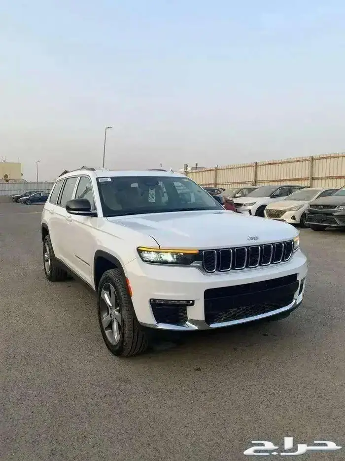 جيب جراندي شروكي ليمتد دبل 7 راكب موديل 2023 الكميه محدوده. 0