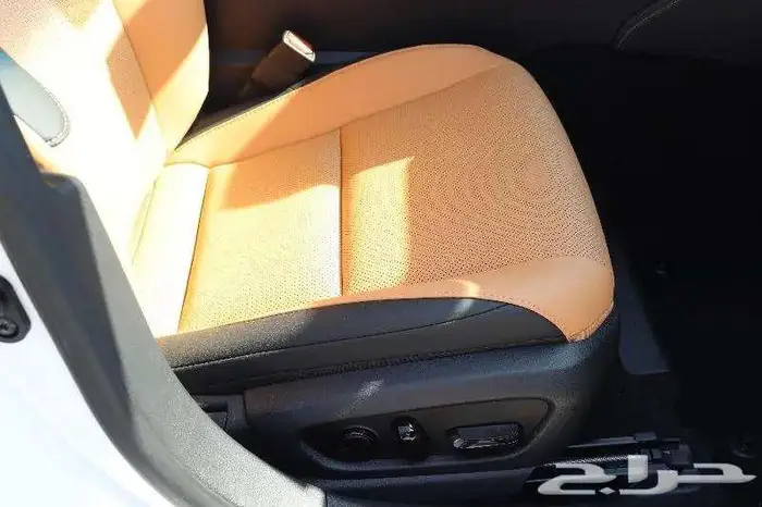 لكزس ES300 H AA 2025 سعودي بدون هامس ربح بنظام الدفعتين 17