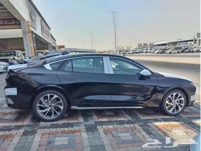 فورد توروس ترند و امبينتي و تيتانيوم 2026 و 2025 6