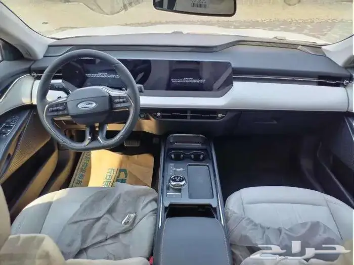 فورد توروس ترند و امبينتي و تيتانيوم 2026 و 2025 4