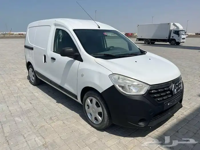 للايجار او البيع رينو دوكر فان 2018 0