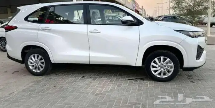 تويوتا اينوفا ستاندر 2026 4