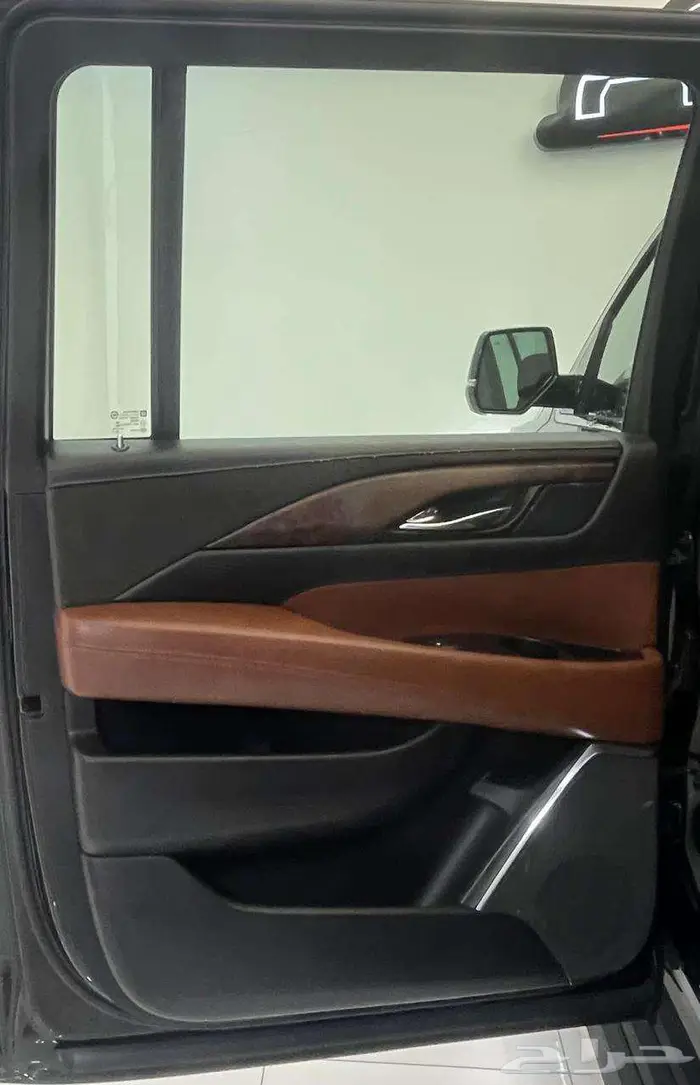 كاديلاك اسكاليد2020 32