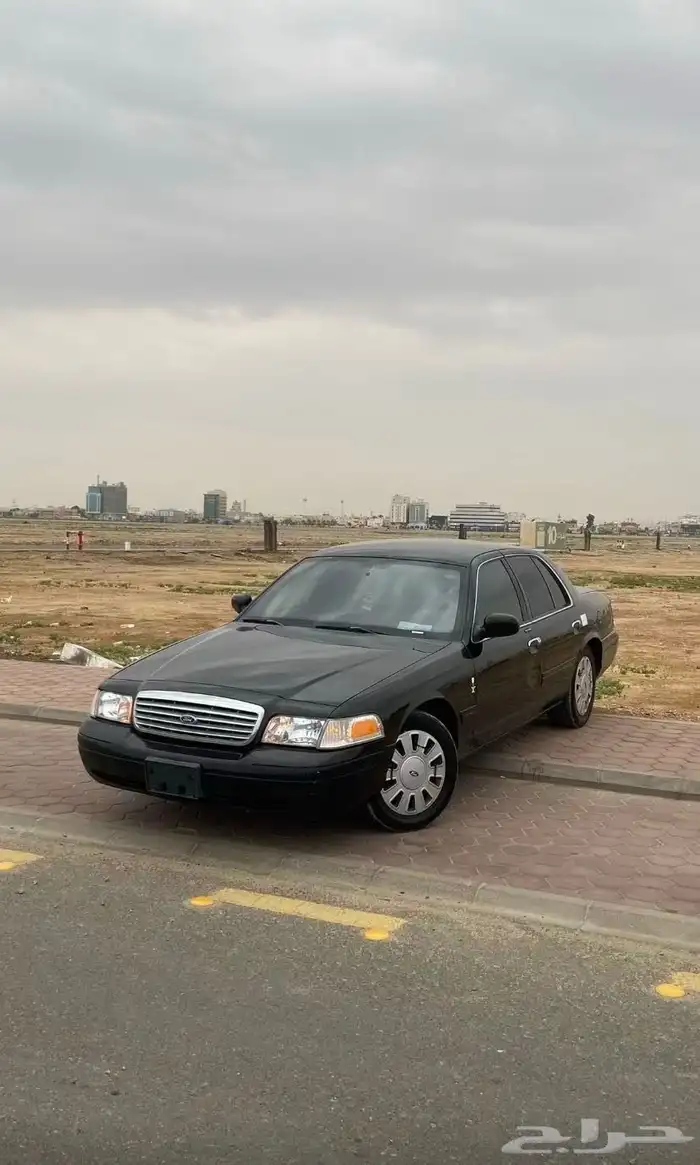 فورد فكتوريا 2001 0