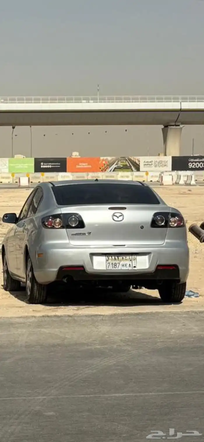 مازدا 3   موديل 2009 م تحتاج اي مصاريف السعر 13500 0