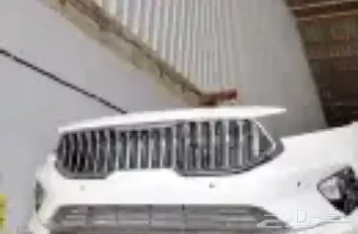 يوجد لدينا قطع غيار سيارات 3