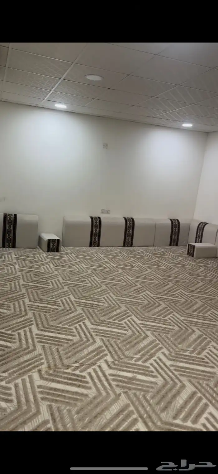 خيمة سداسية وجلسات في مربط الصويتية 9