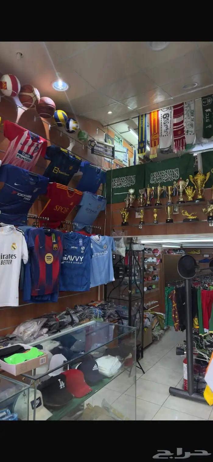 محل ملابس رياضيه 4