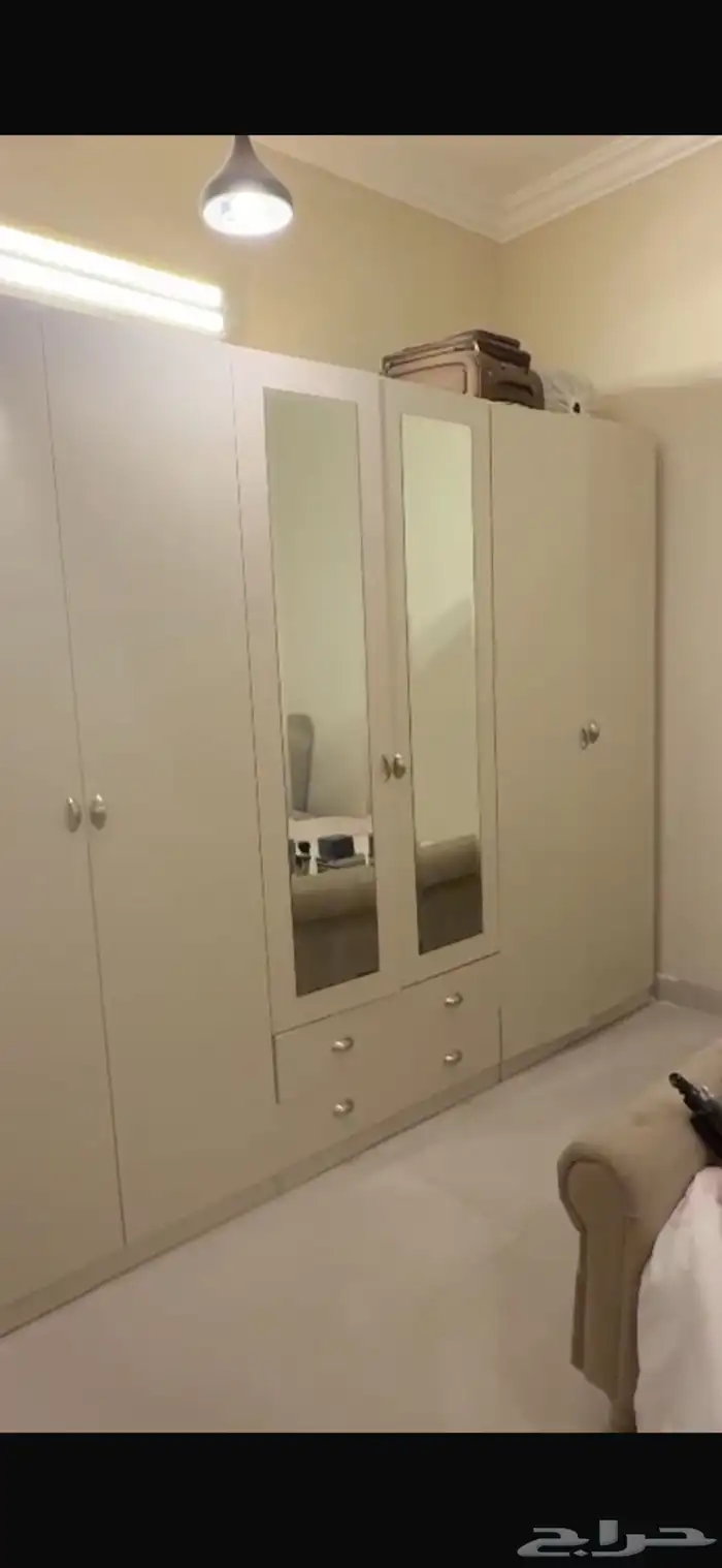 كنب وغرفة نوم 0