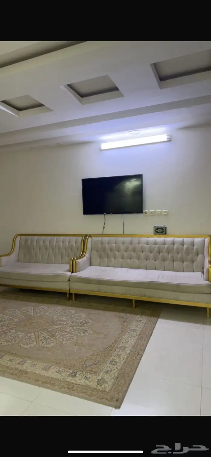 كنب اربع قطع على السوم 0