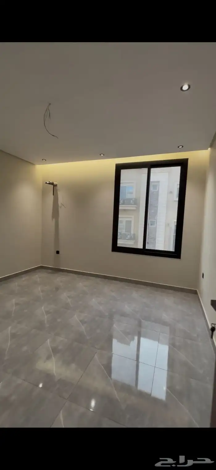 شقة فاخرة للإيجار بحي الزهراء 6