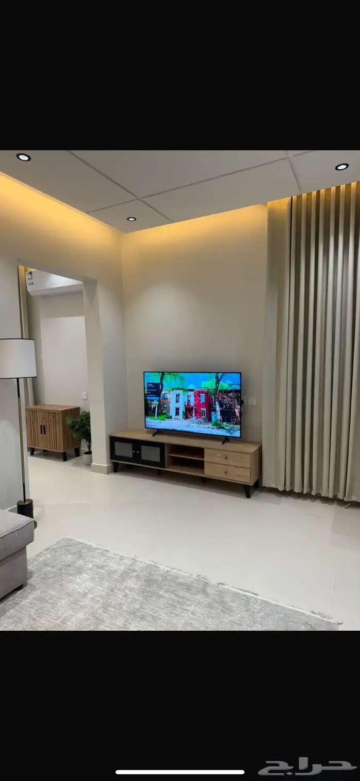 وحدات سكنية فاخرة مفروشه للإيجار - عائلات فقط 0