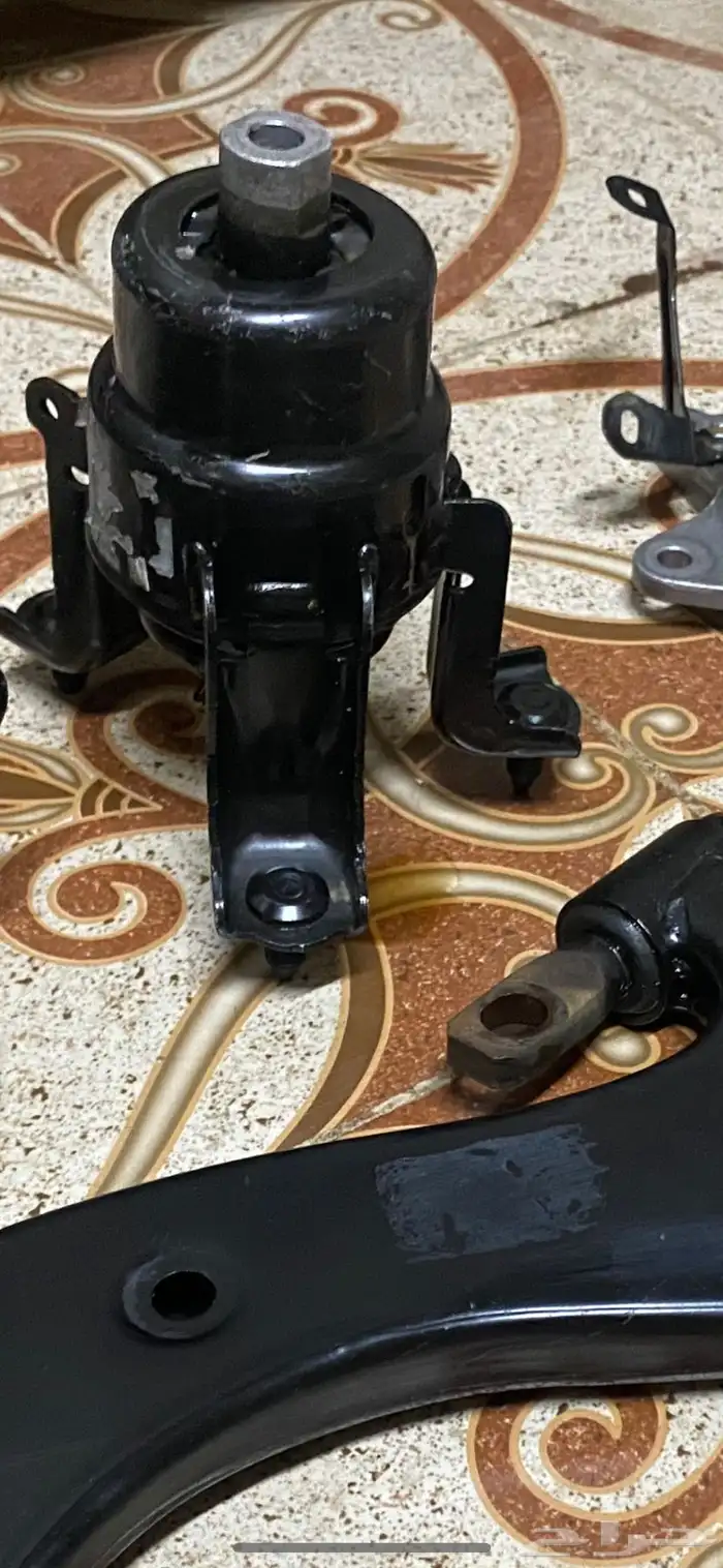 كراسي مكينة ومقص للبيع كامري 2018 0