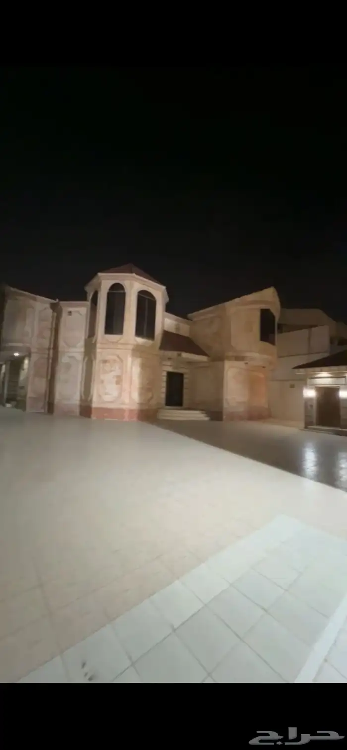 فلة للبيع حي المحالة .. ابها 1