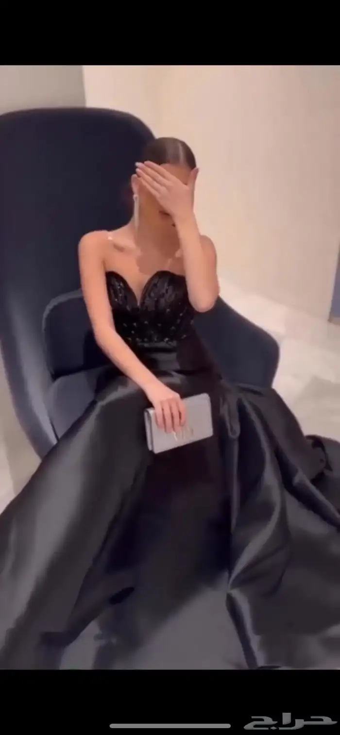 فستان اسود 0