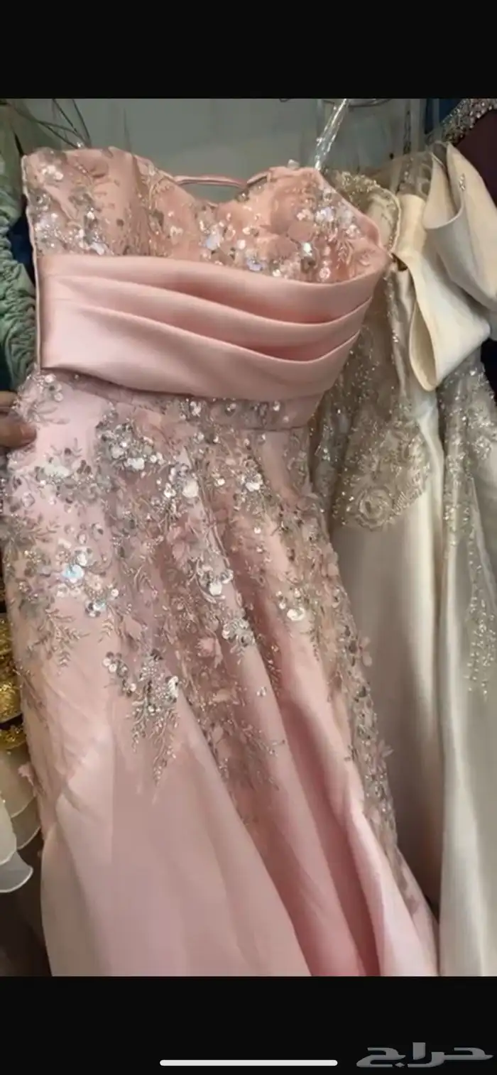 فستان جديد 0