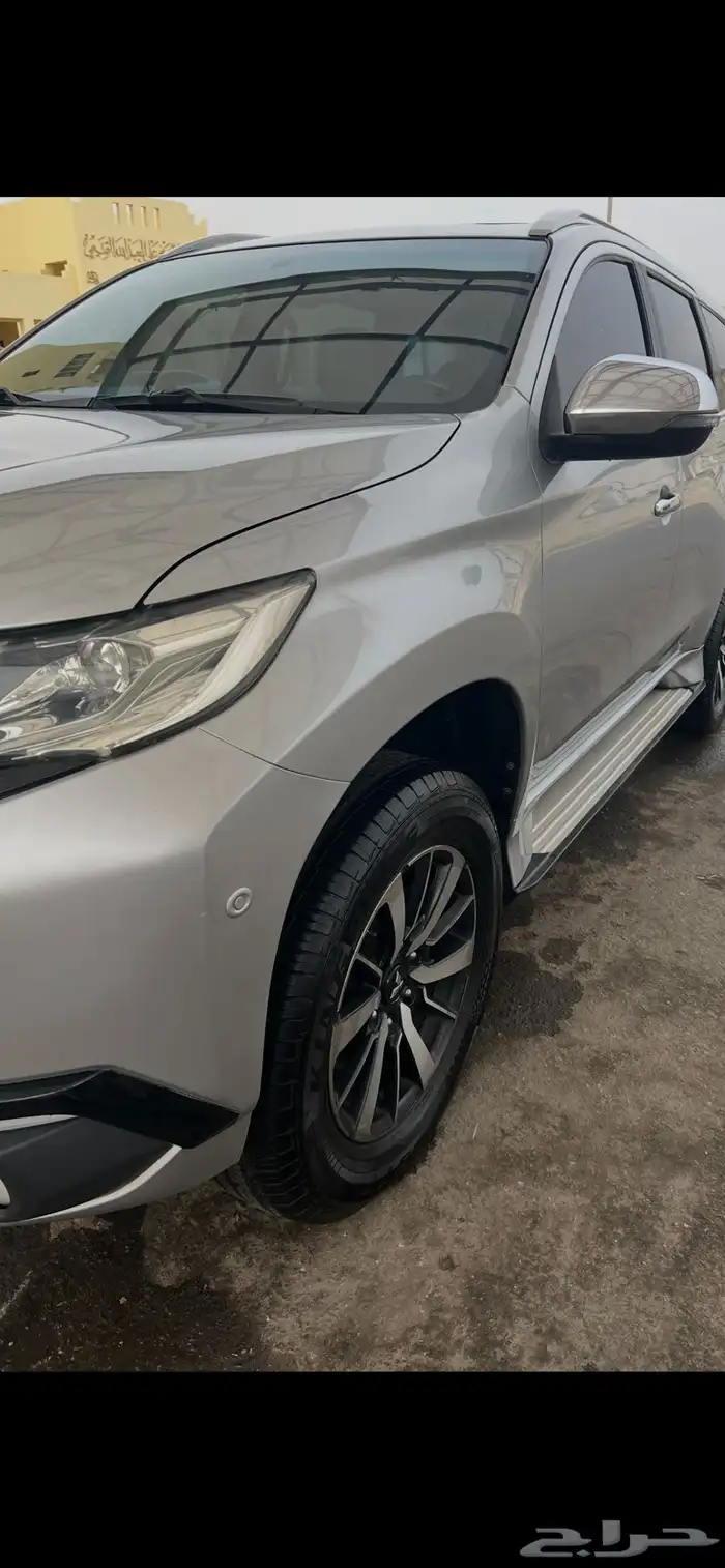 متسوبيشي مونتيرو فل 12