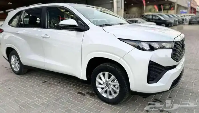 تويوتا اينوفا ستاندر 2026 5