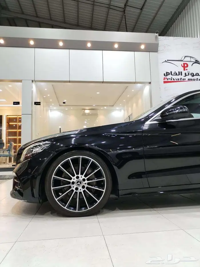 مرسيدس C200 موديل 2019 فل كامل 9