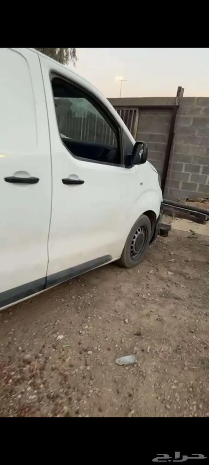 بجيو اكسبرتو 1