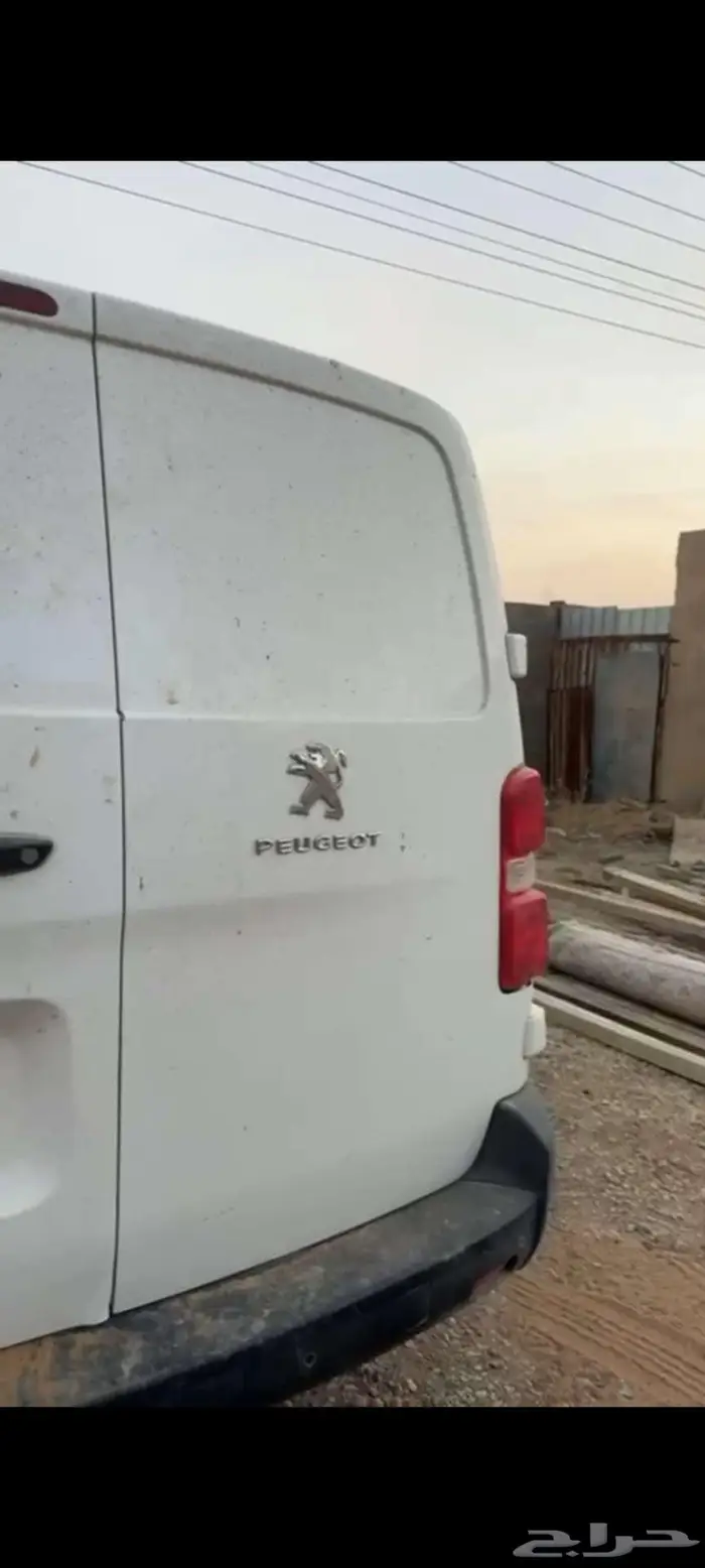 بجيو اكسبرتو 9