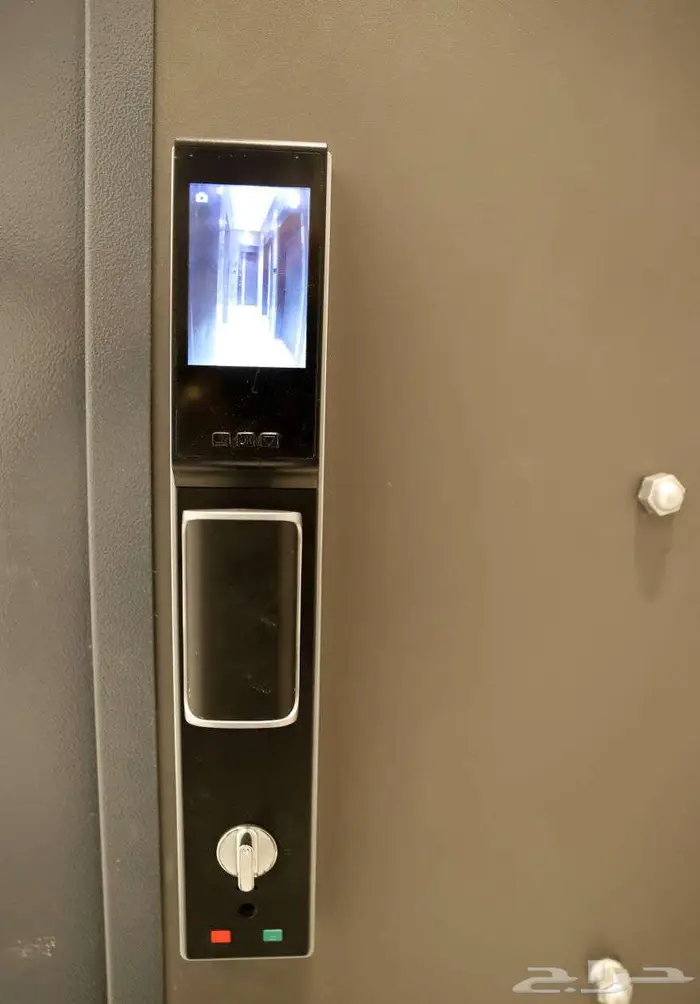 شقة فاخرة للبيع حي البوادي 6