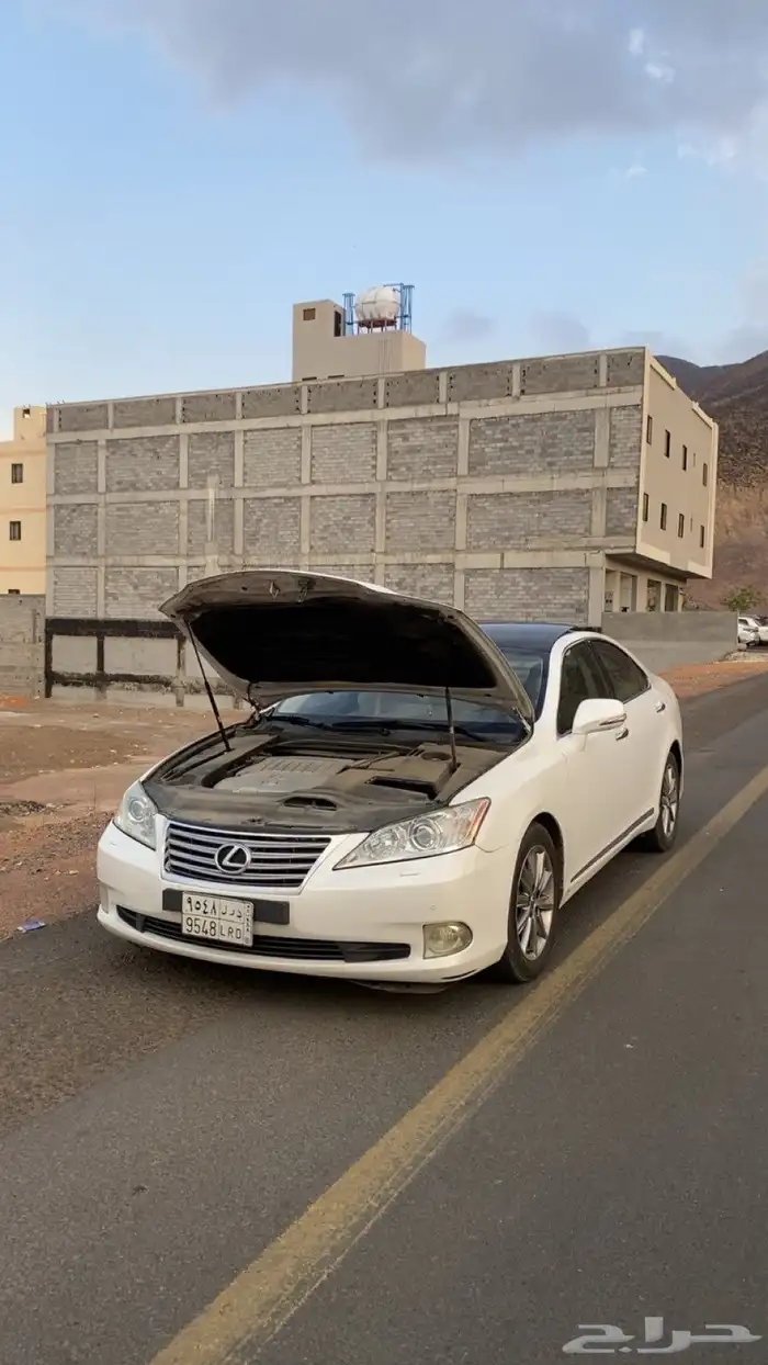 لكزس اي اس 2012 18