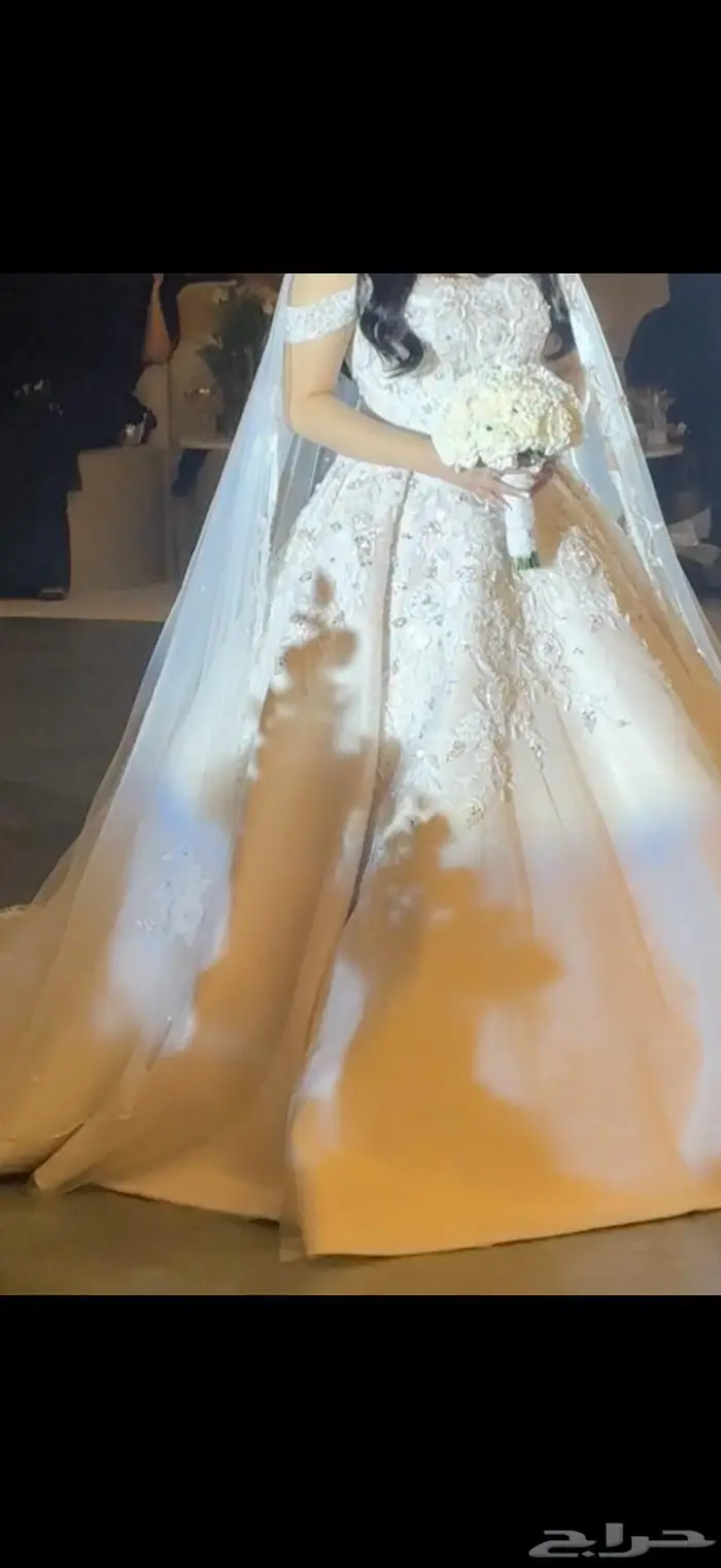 فستان عروسة فخم للبيع 0