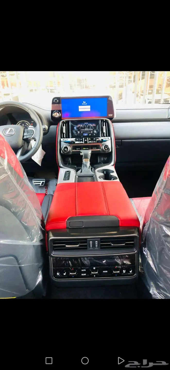 جيب لكزس LX 600 FF 2025 اسبورت سعودي أبيض داخل أحمر 11