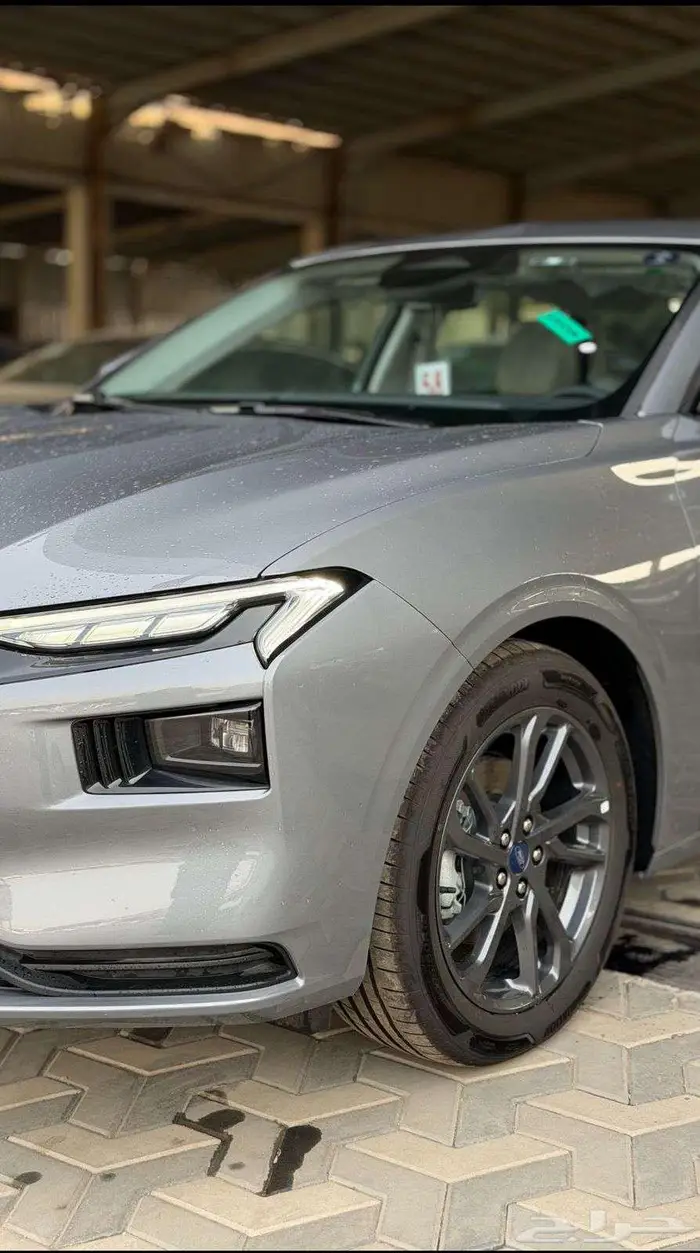 فورد تورس ترند 2025 4