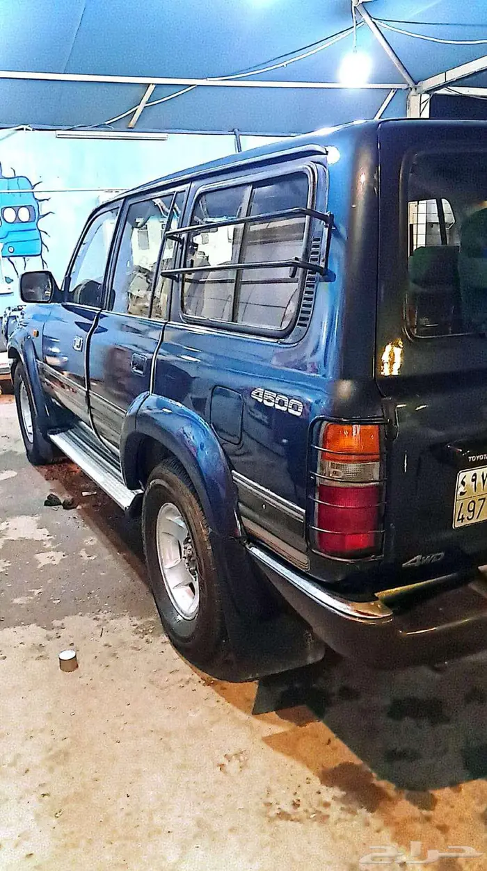 لاندكروزار موديل 93 حاله كويسه جدان رخصه ساريه مطلوب 15 الف 2