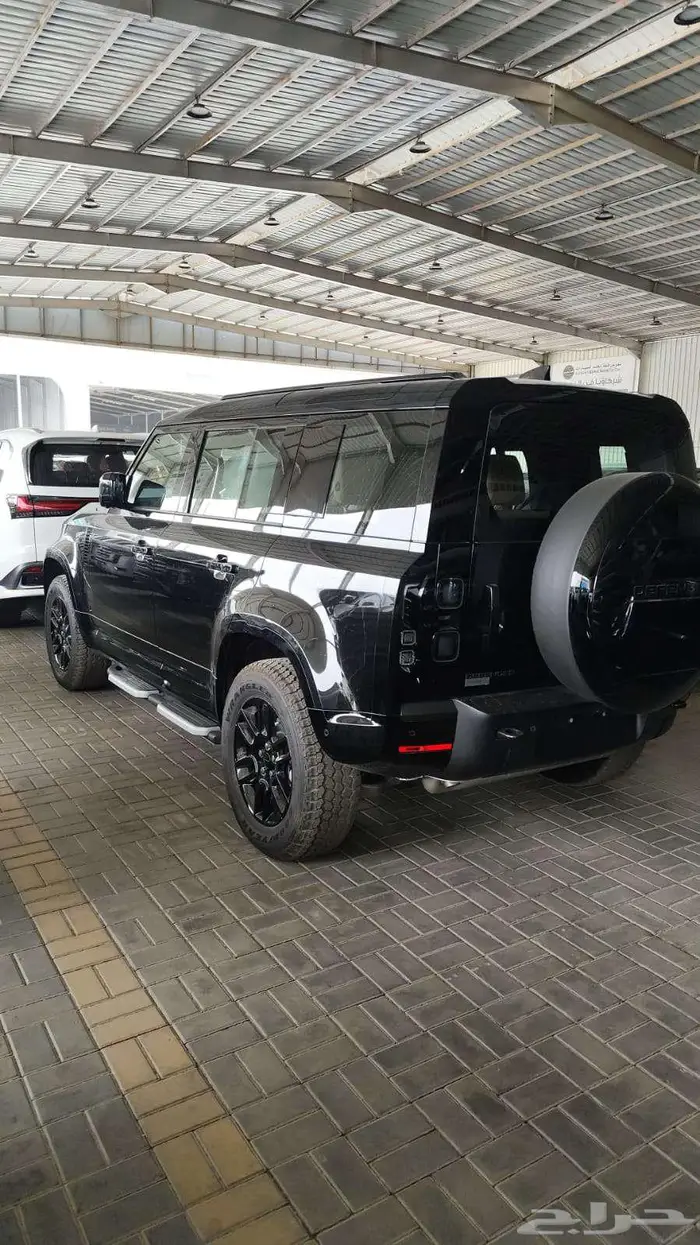 لاند روفر ديفندر 2026 فئه se (مبيعات اقساط اقل الاسعار) 1