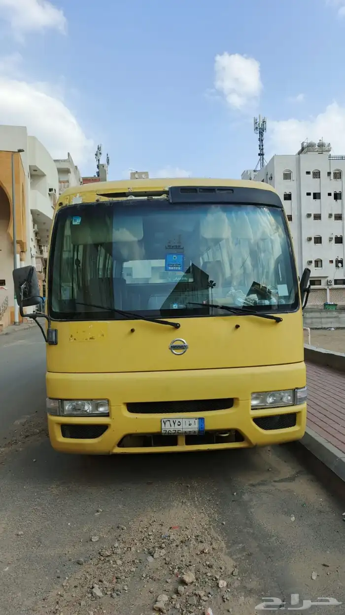 باص نيسان سلفيان 33 راكب بحالة ممتازة 0
