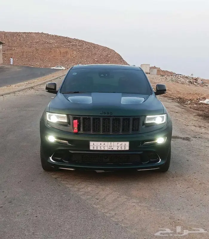 جيب جراند شيروكي SRT 2015 للبيع 5