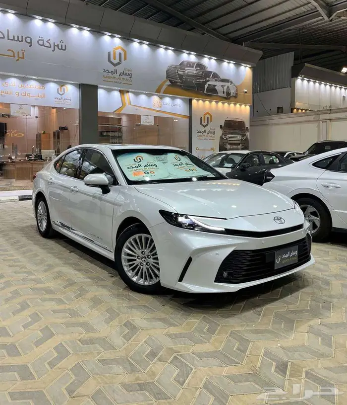عرض خاص تويوتا كامري LE بنزين موديل 2025 بطاقه جمركيه 0