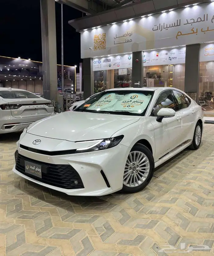 عرض خاص تويوتا كامري LE بنزين موديل 2025 بطاقه جمركيه 1
