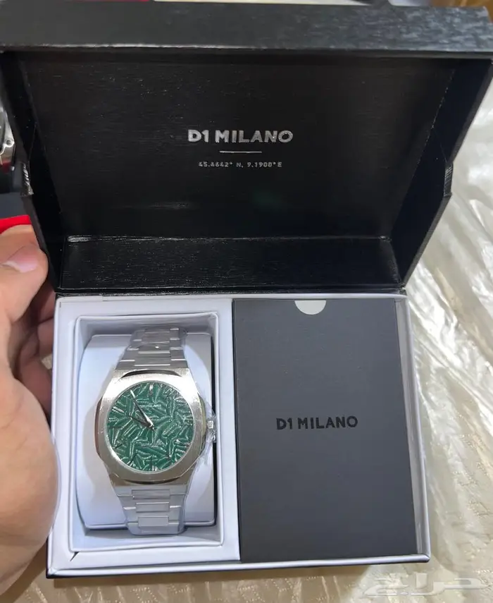 Watch  D1 Milano  Ultra thin 0