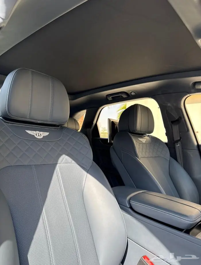 بنتلي بنتايقا ماشي 25 الف 12 سلندر اصدار خاص 11