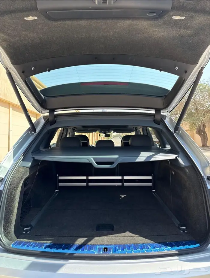 بنتلي بنتايقا ماشي 25 الف 12 سلندر اصدار خاص 8