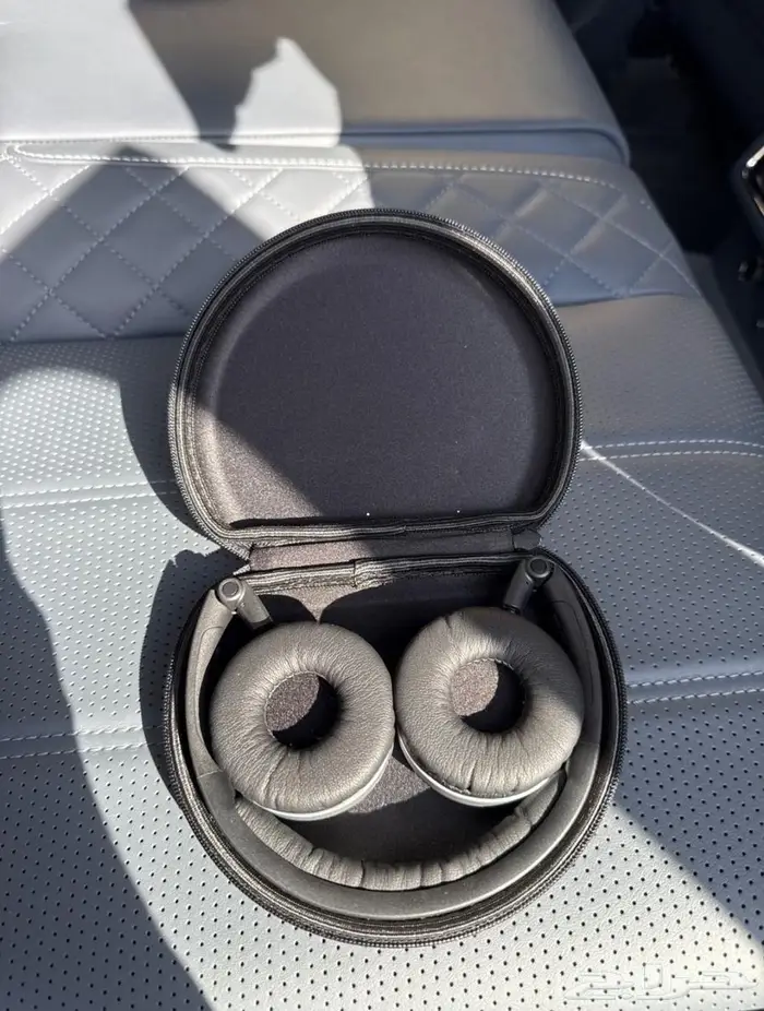 بنتلي بنتايقا ماشي 25 الف 12 سلندر اصدار خاص 7