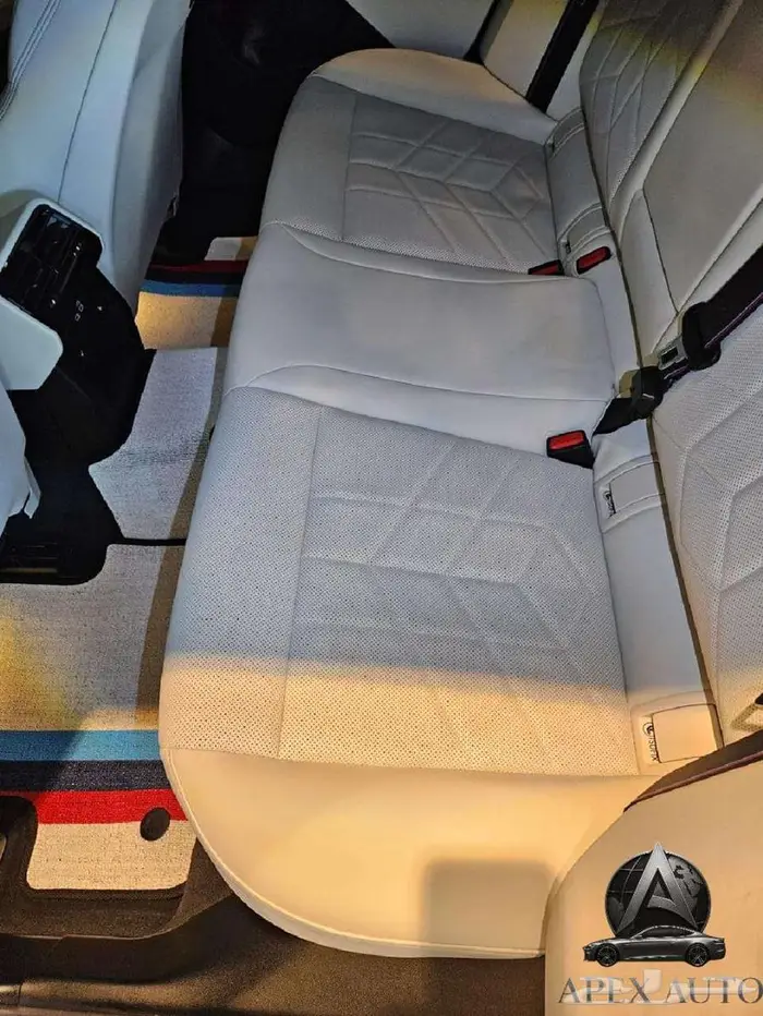 BMW 520I Mkit 2025 قيد الشحن 23