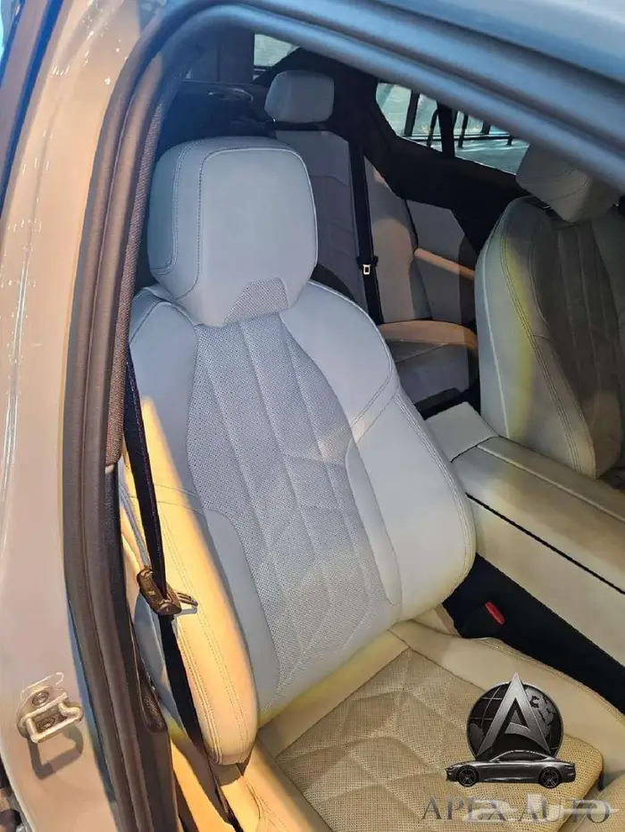 BMW 520I Mkit 2025 قيد الشحن 20