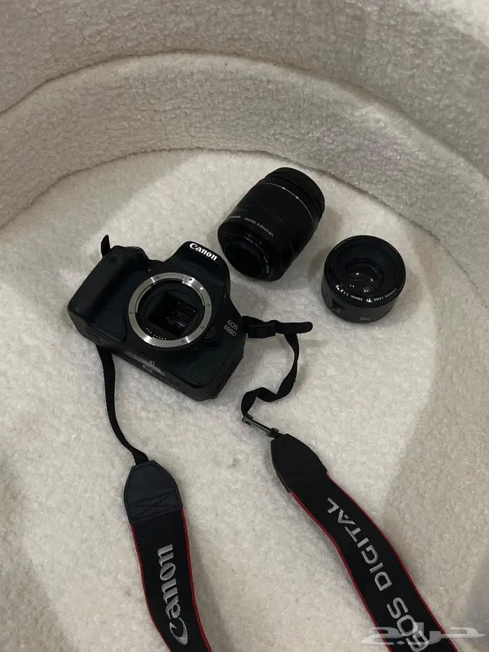 كميرا كانون 2