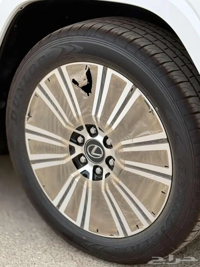 لكزس LX600 BB بنزين 2025 - عروض 50 50 - بدون فوائد 12