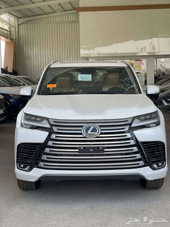 لكزس LX600 BB بنزين 2025 - عروض 50 50 - بدون فوائد 14
