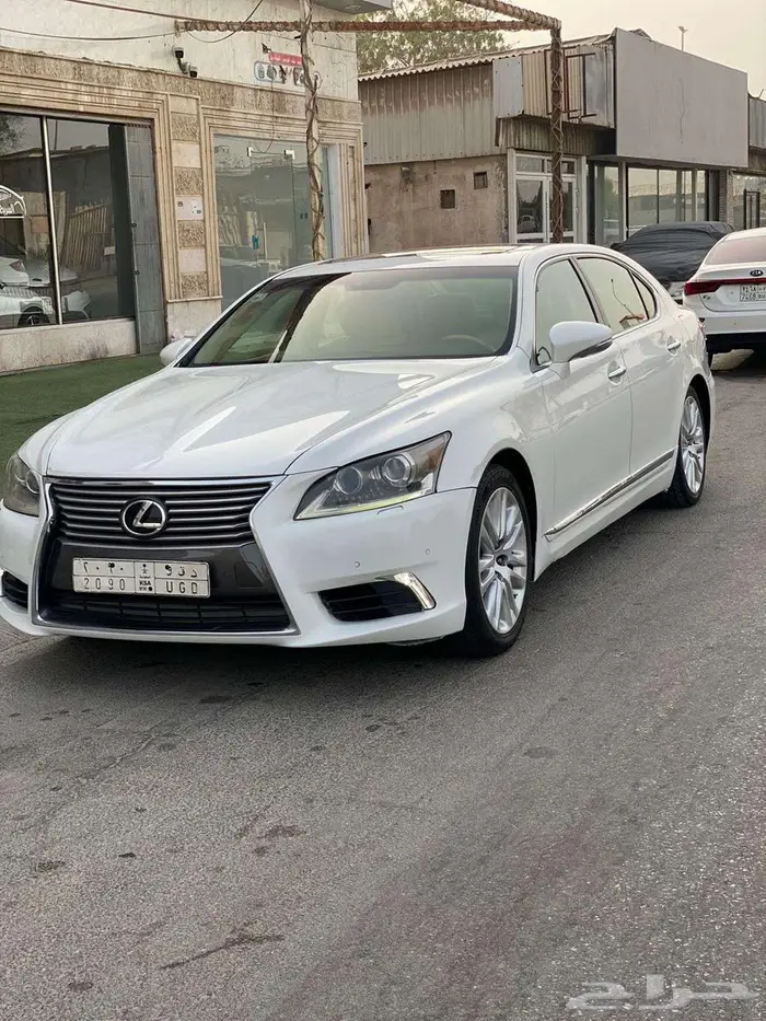 لكزس 2014 LS 460 سعودي استخدام شخصي للبيع 9