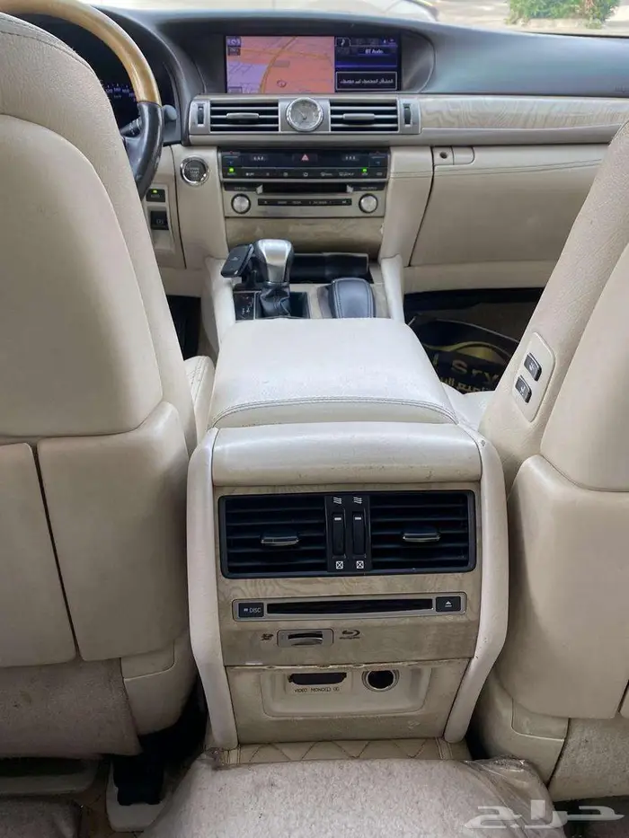 لكزس 2014 LS 460 سعودي استخدام شخصي للبيع 25