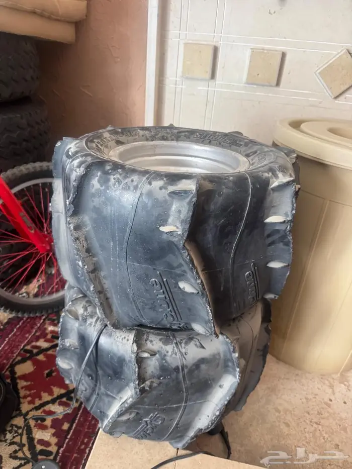 جنوط وكفرات جراف تركب على جميع الدبابات 1