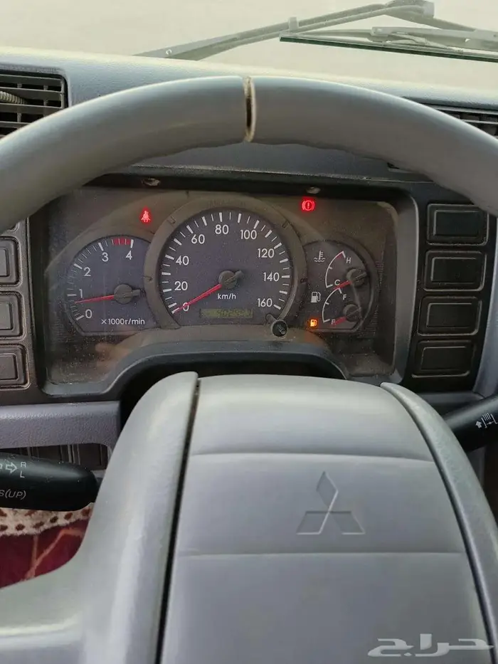 متسوبيشي دينة 2014 9