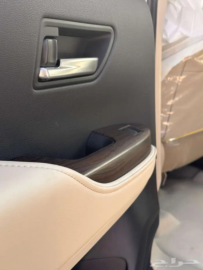 تويوتا لاندكروزر GXR4 بنزين اقساط الراجحي اقل هامش ربح 6